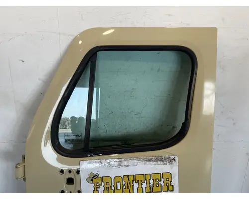 FREIGHTLINER Cascadia 125 Door Assembly, Front