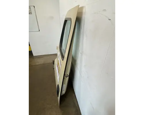 FREIGHTLINER Cascadia 125 Door Assembly, Front