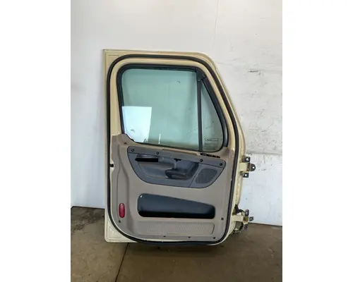 FREIGHTLINER Cascadia 125 Door Assembly, Front