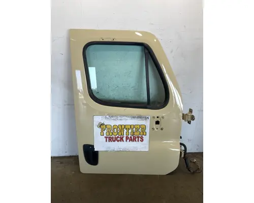 FREIGHTLINER Cascadia 125 Door Assembly, Front