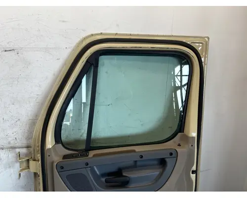 FREIGHTLINER Cascadia 125 Door Assembly, Front