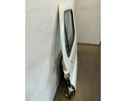 FREIGHTLINER Cascadia 125 Door Assembly, Front