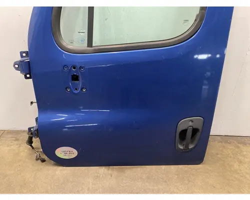 FREIGHTLINER Cascadia 125 Door Assembly, Front