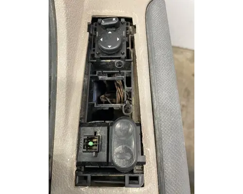 FREIGHTLINER Cascadia 125 Door Assembly, Front