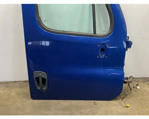 FREIGHTLINER Cascadia 125 Door Assembly, Front