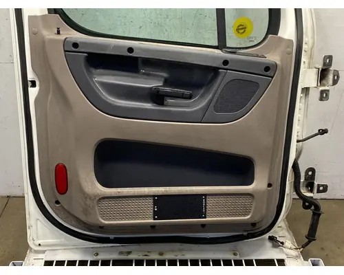 FREIGHTLINER Cascadia 125 Door Assembly, Front