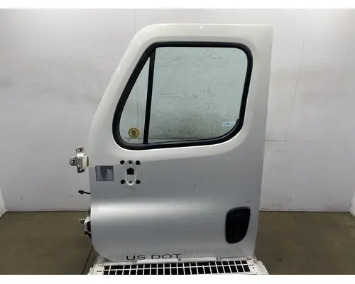 FREIGHTLINER Cascadia 125 Door Assembly, Front