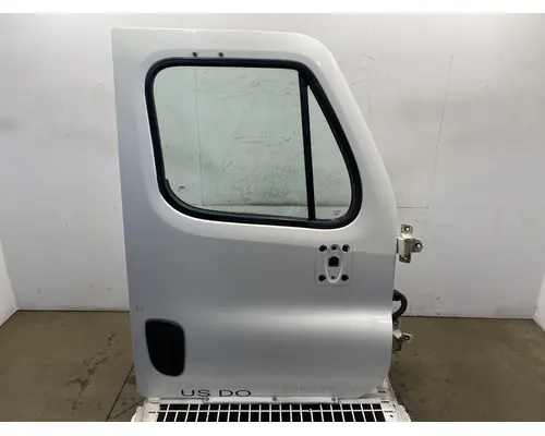FREIGHTLINER Cascadia 125 Door Assembly, Front