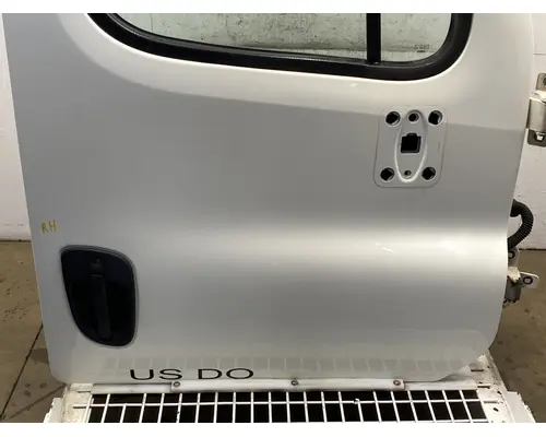 FREIGHTLINER Cascadia 125 Door Assembly, Front