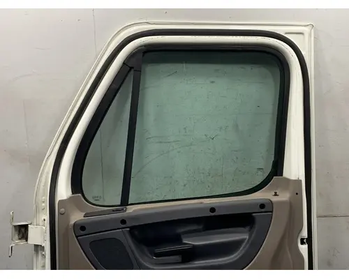 FREIGHTLINER Cascadia 125 Door Assembly, Front