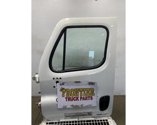 FREIGHTLINER Cascadia 125 Door Assembly, Front