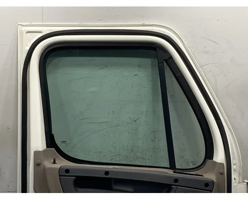 FREIGHTLINER Cascadia 125 Door Assembly, Front