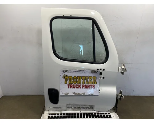 FREIGHTLINER Cascadia 125 Door Assembly, Front