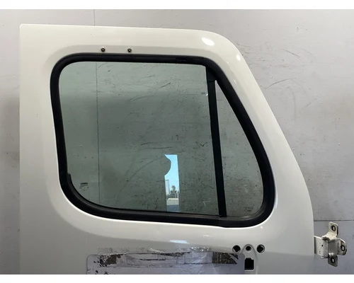 FREIGHTLINER Cascadia 125 Door Assembly, Front