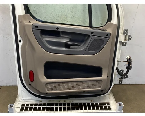 FREIGHTLINER Cascadia 125 Door Assembly, Front