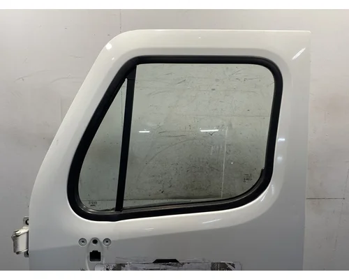FREIGHTLINER Cascadia 125 Door Assembly, Front