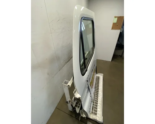 FREIGHTLINER Cascadia 125 Door Assembly, Front