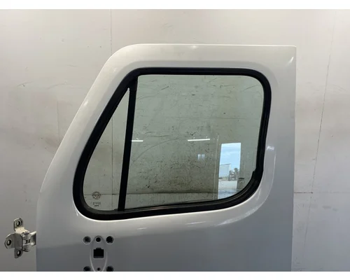 FREIGHTLINER Cascadia 125 Door Assembly, Front