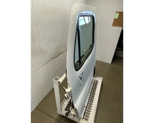FREIGHTLINER Cascadia 125 Door Assembly, Front
