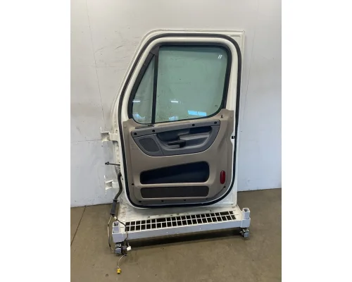 FREIGHTLINER Cascadia 125 Door Assembly, Front