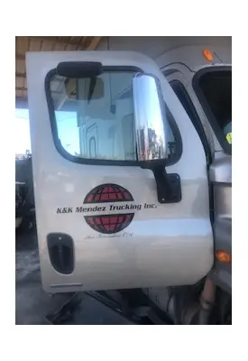 FREIGHTLINER Cascadia 125 Door Assembly, Front