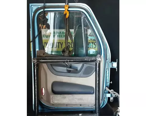 FREIGHTLINER Cascadia 125 Door Assembly, Front