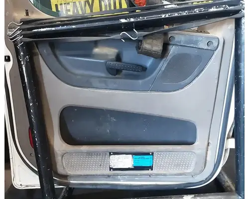 FREIGHTLINER Cascadia 125 Door Assembly, Front