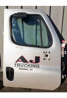 FREIGHTLINER Cascadia 125 Door Assembly, Front