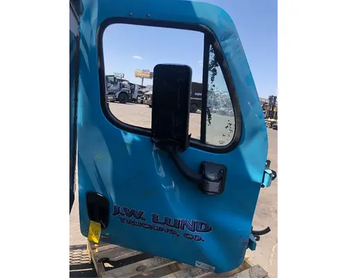 FREIGHTLINER Cascadia 125 Door Assembly, Front