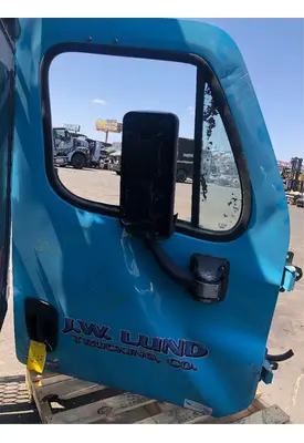 FREIGHTLINER Cascadia 125 Door Assembly, Front
