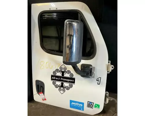 FREIGHTLINER Cascadia 125 Door Assembly, Front