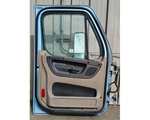 FREIGHTLINER Cascadia 125 Door Assembly, Front