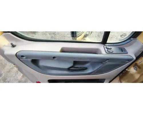 FREIGHTLINER Cascadia 125 Door Assembly, Front