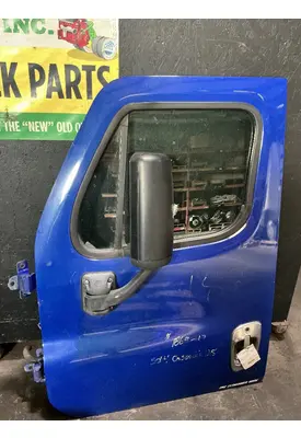 FREIGHTLINER Cascadia 125 Door Assembly, Front