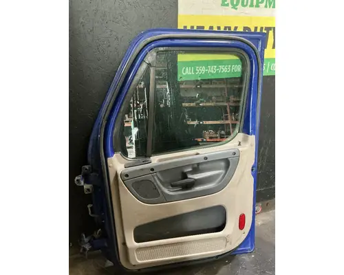 FREIGHTLINER Cascadia 125 Door Assembly, Front