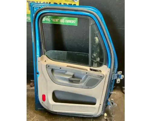 FREIGHTLINER Cascadia 125 Door Assembly, Front