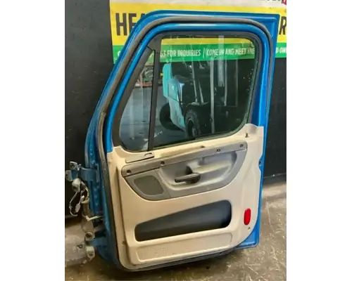FREIGHTLINER Cascadia 125 Door Assembly, Front