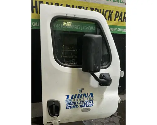 FREIGHTLINER Cascadia 125 Door Assembly, Front