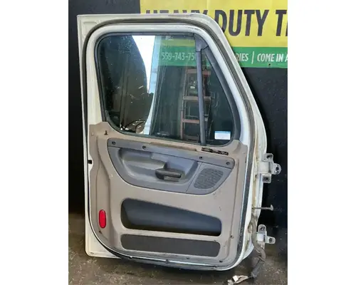 FREIGHTLINER Cascadia 125 Door Assembly, Front