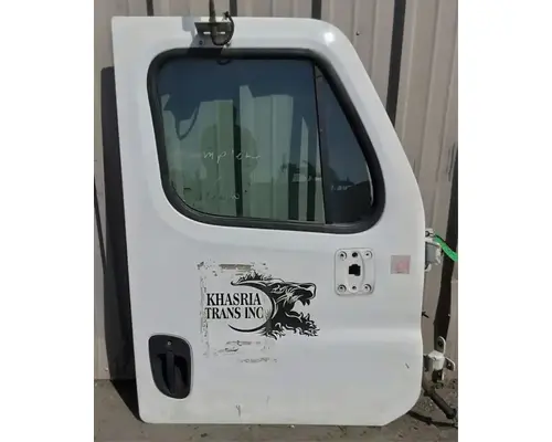 FREIGHTLINER Cascadia 125 Door Assembly, Front