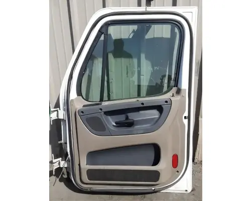 FREIGHTLINER Cascadia 125 Door Assembly, Front