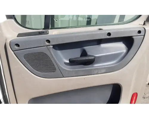 FREIGHTLINER Cascadia 125 Door Assembly, Front