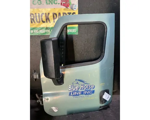 FREIGHTLINER Cascadia 125 Door Assembly, Front