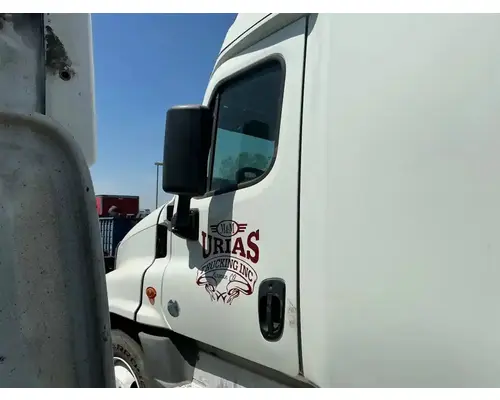 FREIGHTLINER Cascadia 125 Door Assembly, Front