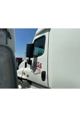 FREIGHTLINER Cascadia 125 Door Assembly, Front
