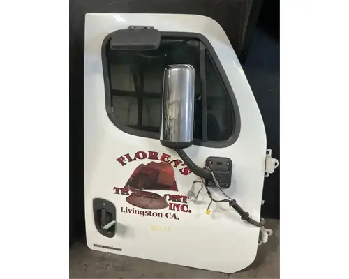 FREIGHTLINER Cascadia 125 Door Assembly, Front