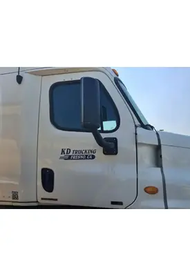 FREIGHTLINER Cascadia 125 Door Assembly, Front