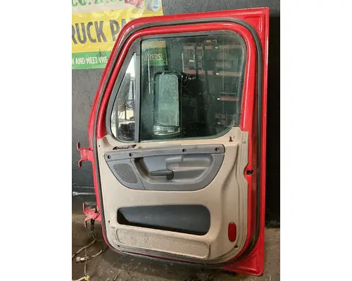 FREIGHTLINER Cascadia 125 Door Assembly, Front