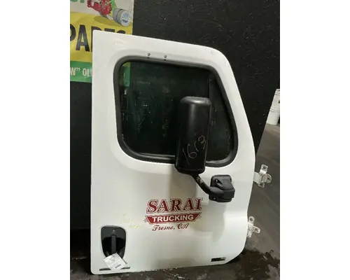 FREIGHTLINER Cascadia 125 Door Assembly, Front