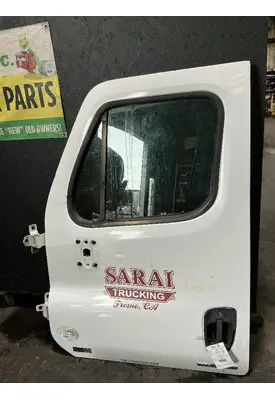FREIGHTLINER Cascadia 125 Door Assembly, Front